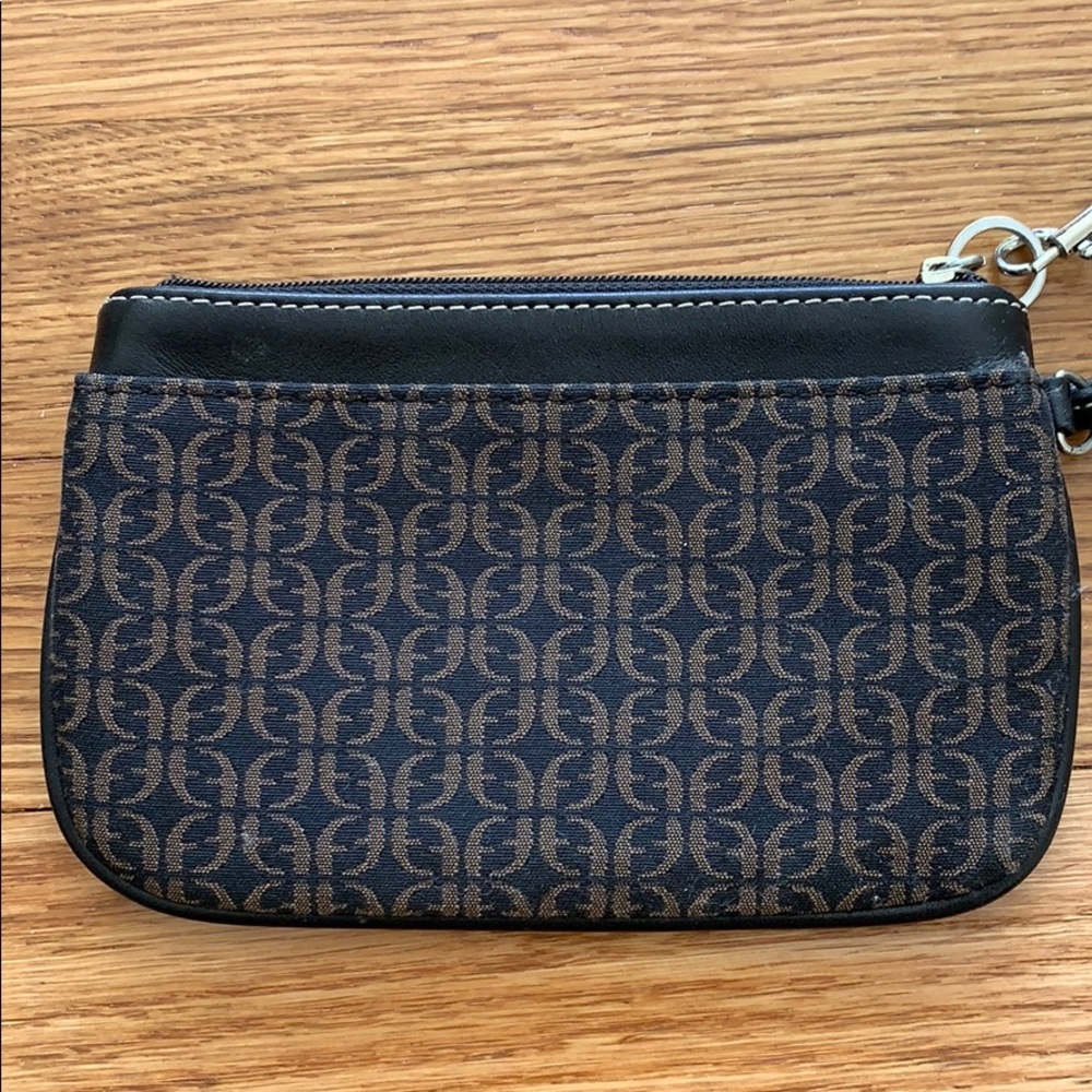 Fossil Wristlet - Picture 4 of 9